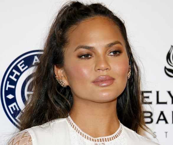 Fashion File: Chrissy Teigen