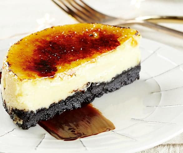 Key Lime Pie Brûlée with Oreo Crust