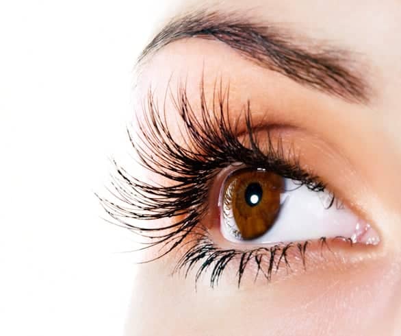 Va va voom! Turn up the drama with these natural lash enhancers