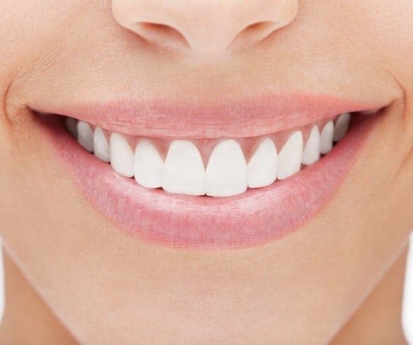 Whiten Your Teeth With These At Home Remedies