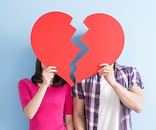 How to remove yourself from a toxic relationship when you’re in love