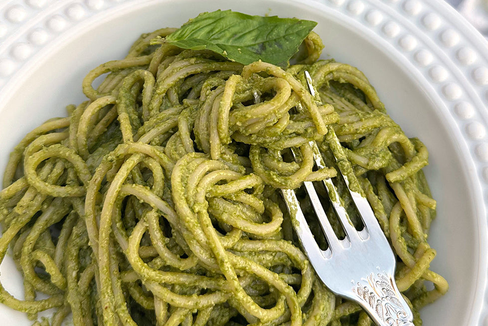 Avocado and Spinach Pesto Pasta