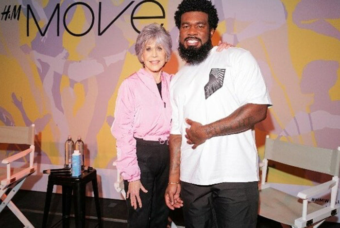 Jane Fonda and Raquel Knight get Brooklyn moving with dance class