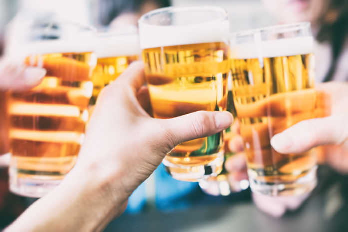 Large Scale Study Reveals Dementia and Alcohol Risk Factors