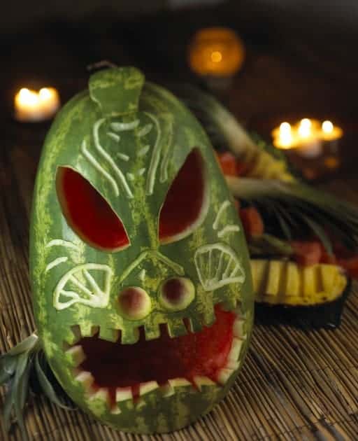 tiki mask carving