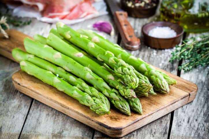 Fresh organic asparagus