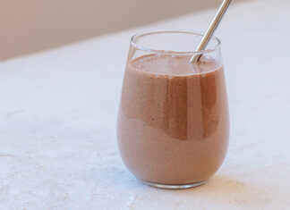 Easy Chocolate Morning Smoothie to keep Nervousness Away!